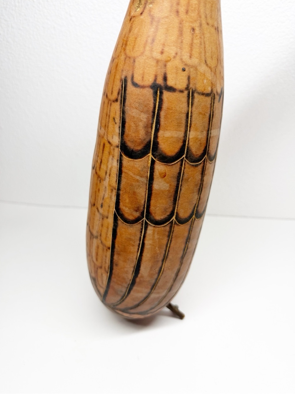 Vintage Folk Art Hand Carved Etched Penguin Gourd - Picture 5 of 9